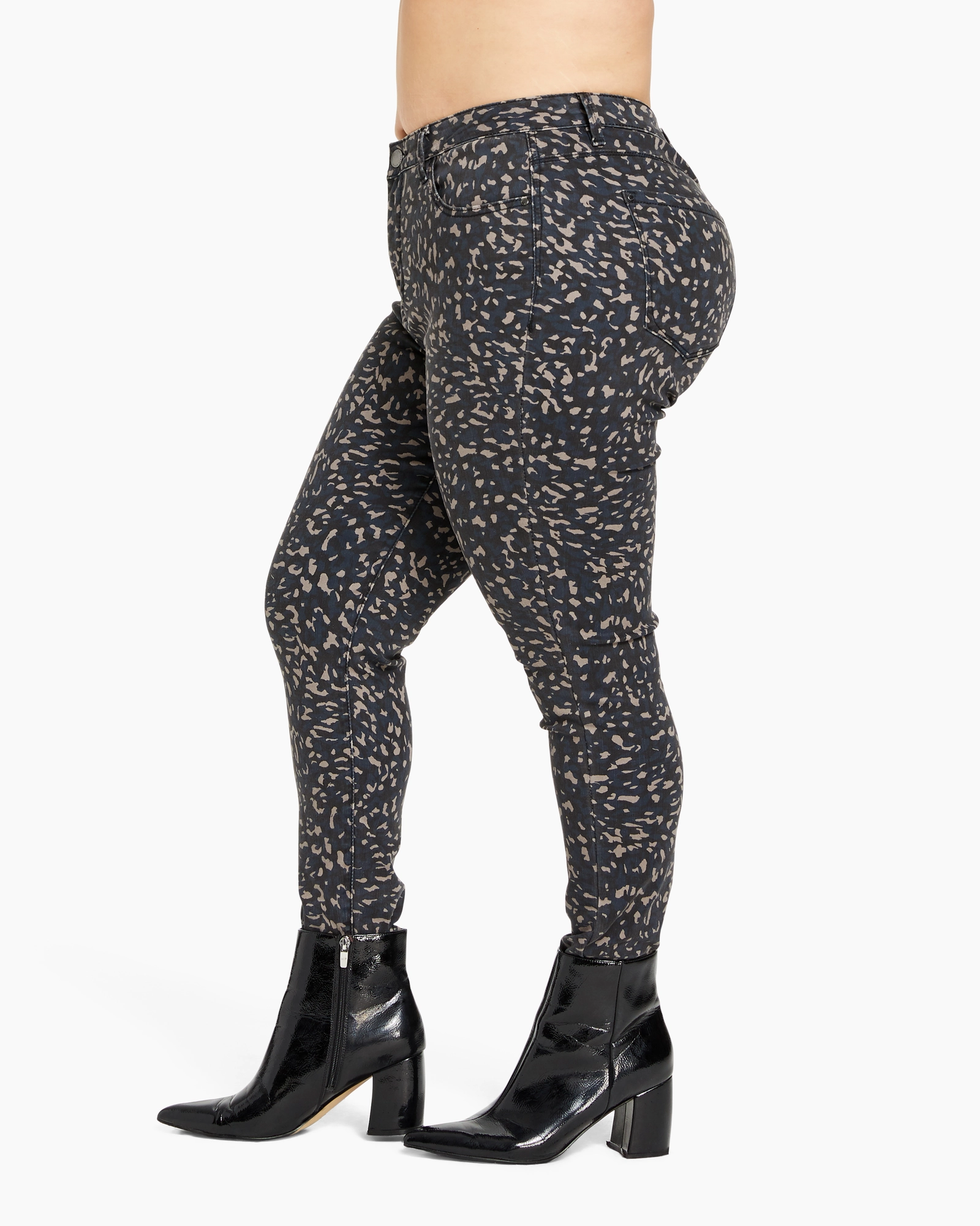 Yeaton Printed Skinny Jean | Navy / Tan Stylish Waistband